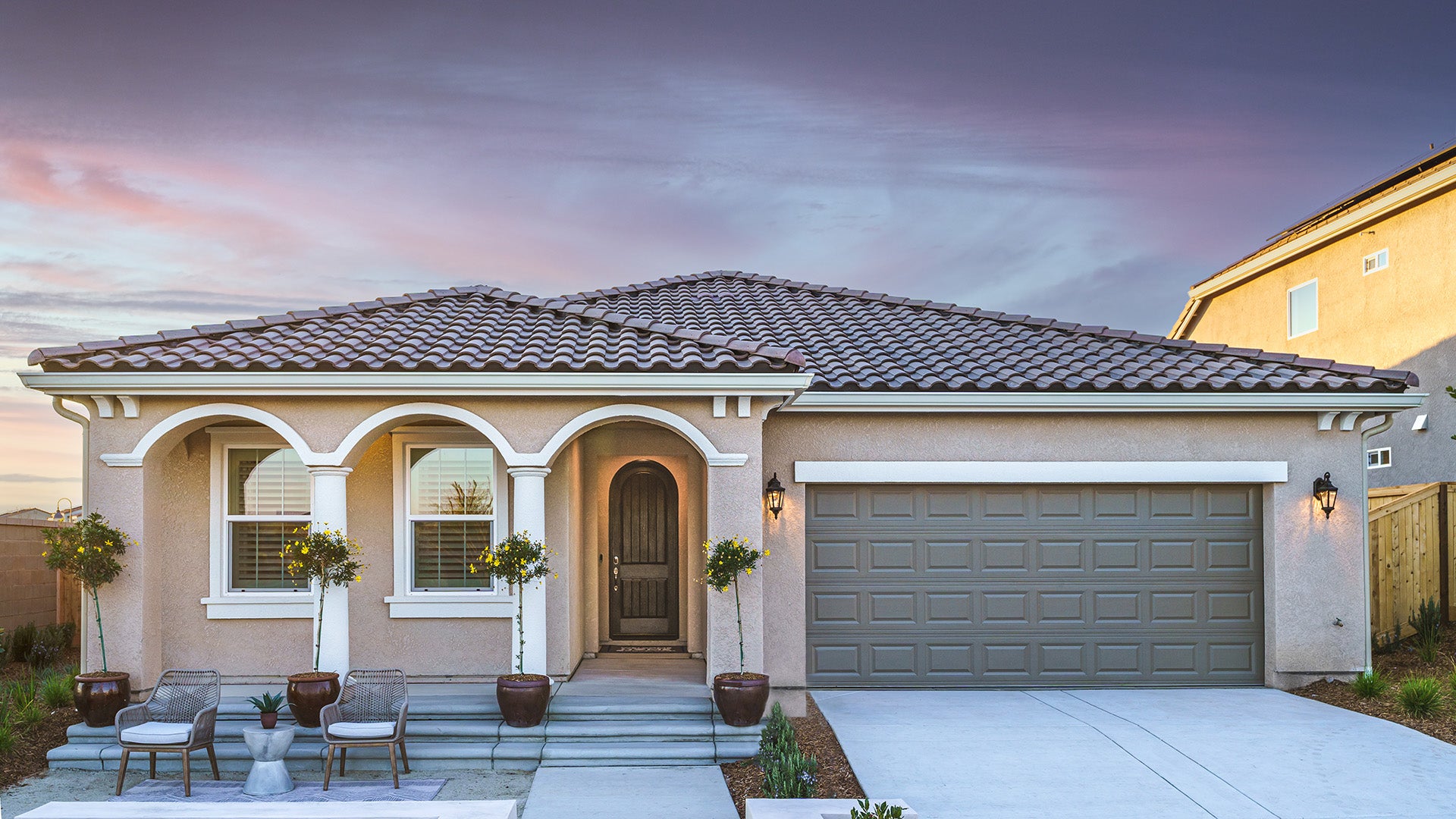You're Invited To A Summerlin Walk Pre-Grand Opening Event!