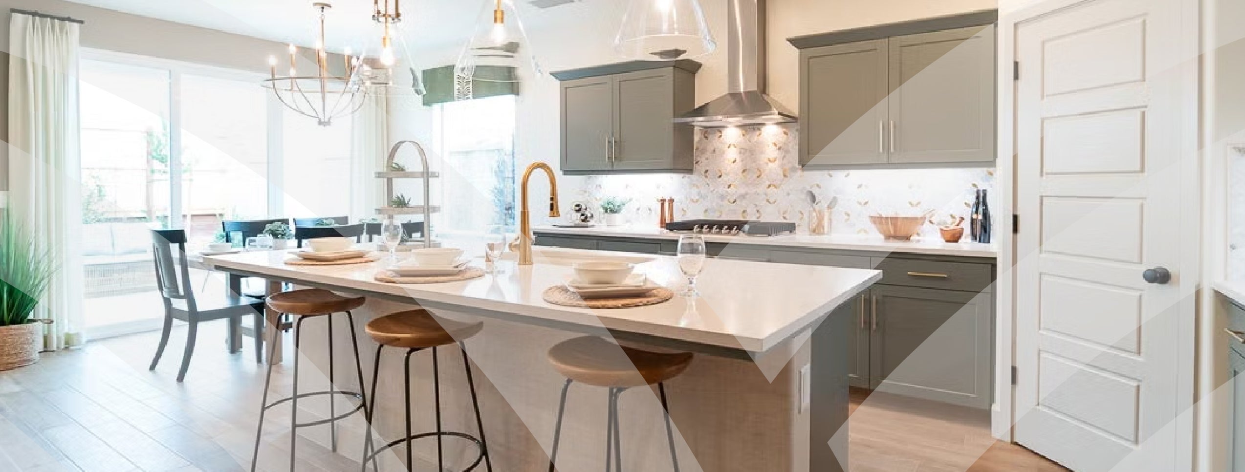 RSVP: De Young at The Landing - Final Phase Preview Event