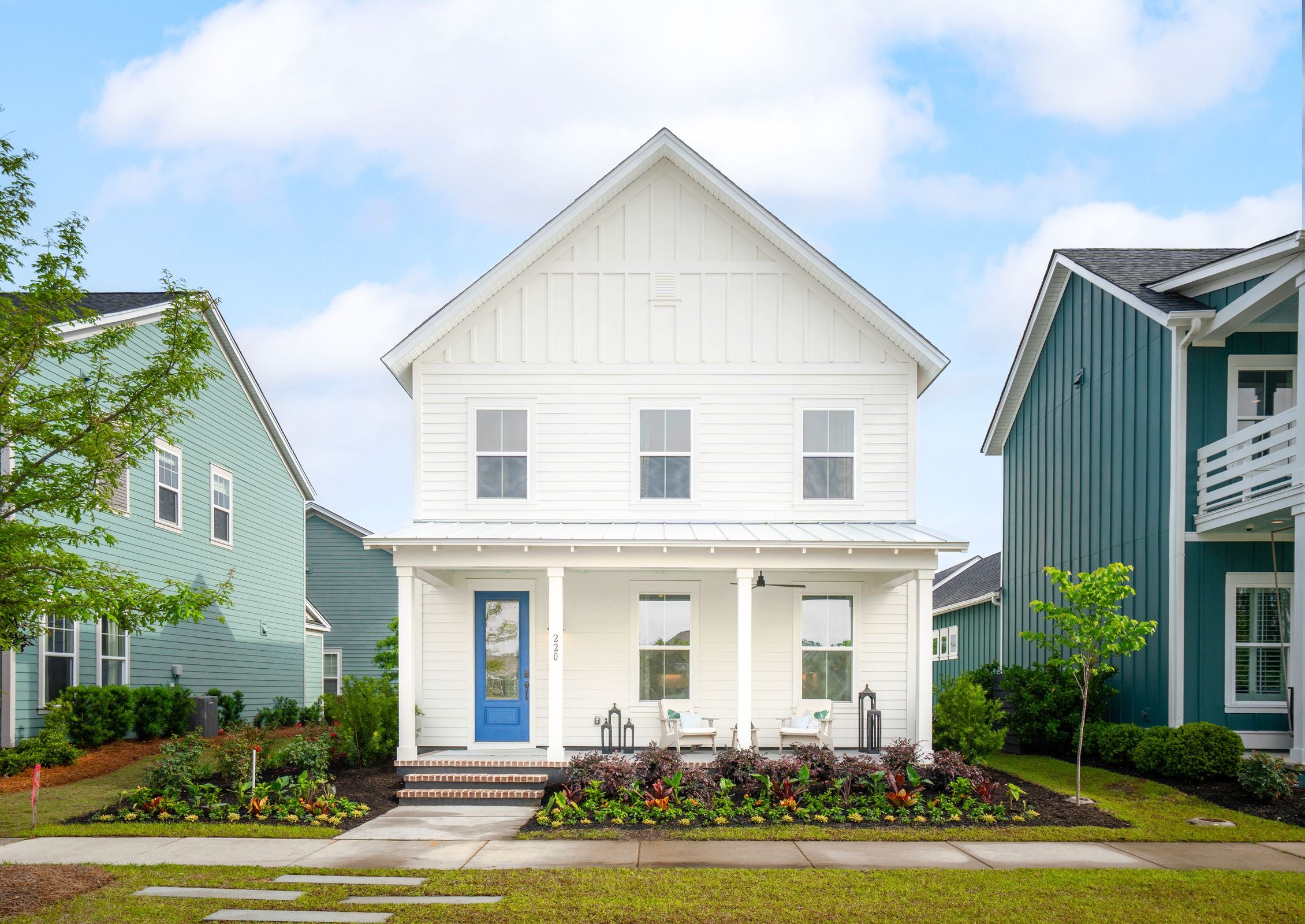 709 Rumbling Leaf Ln - featured elevation in Summerville South Carolina