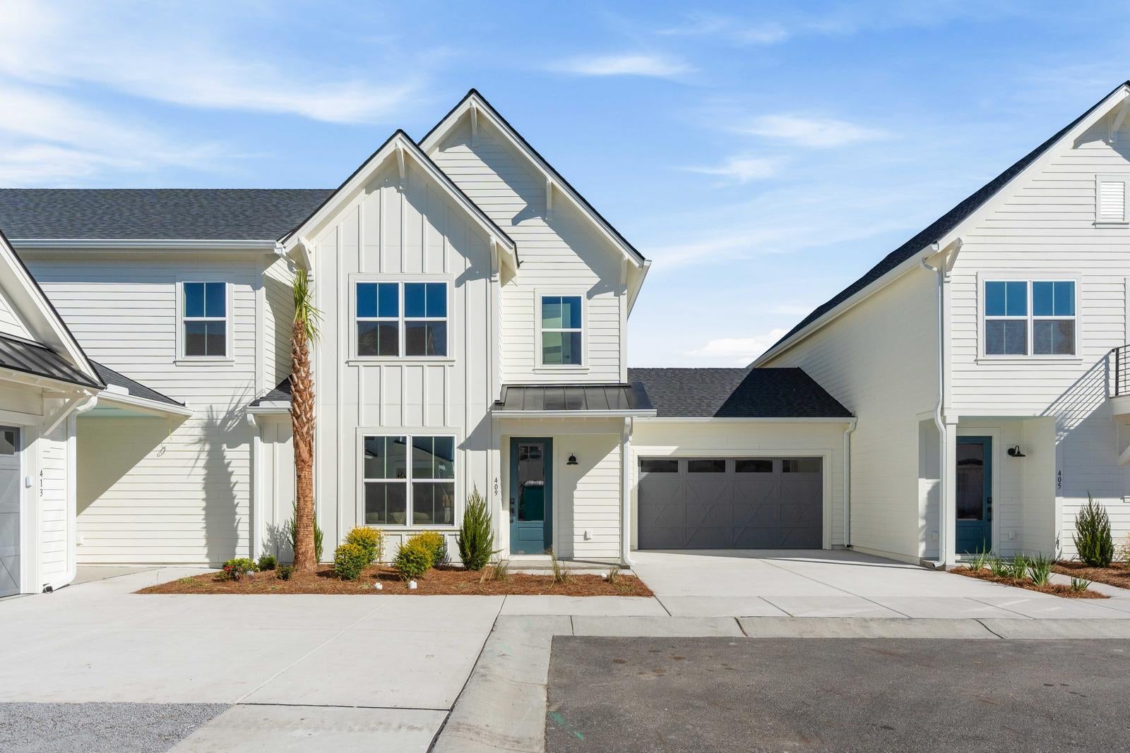 409 Oak Hammock Ct - featured elevation in Johns Island South Carolina