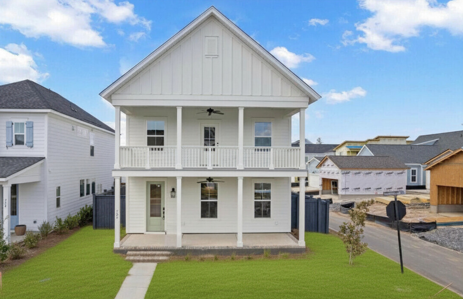 726 Rumbling Leaf Ln - featured elevation in Summerville South Carolina