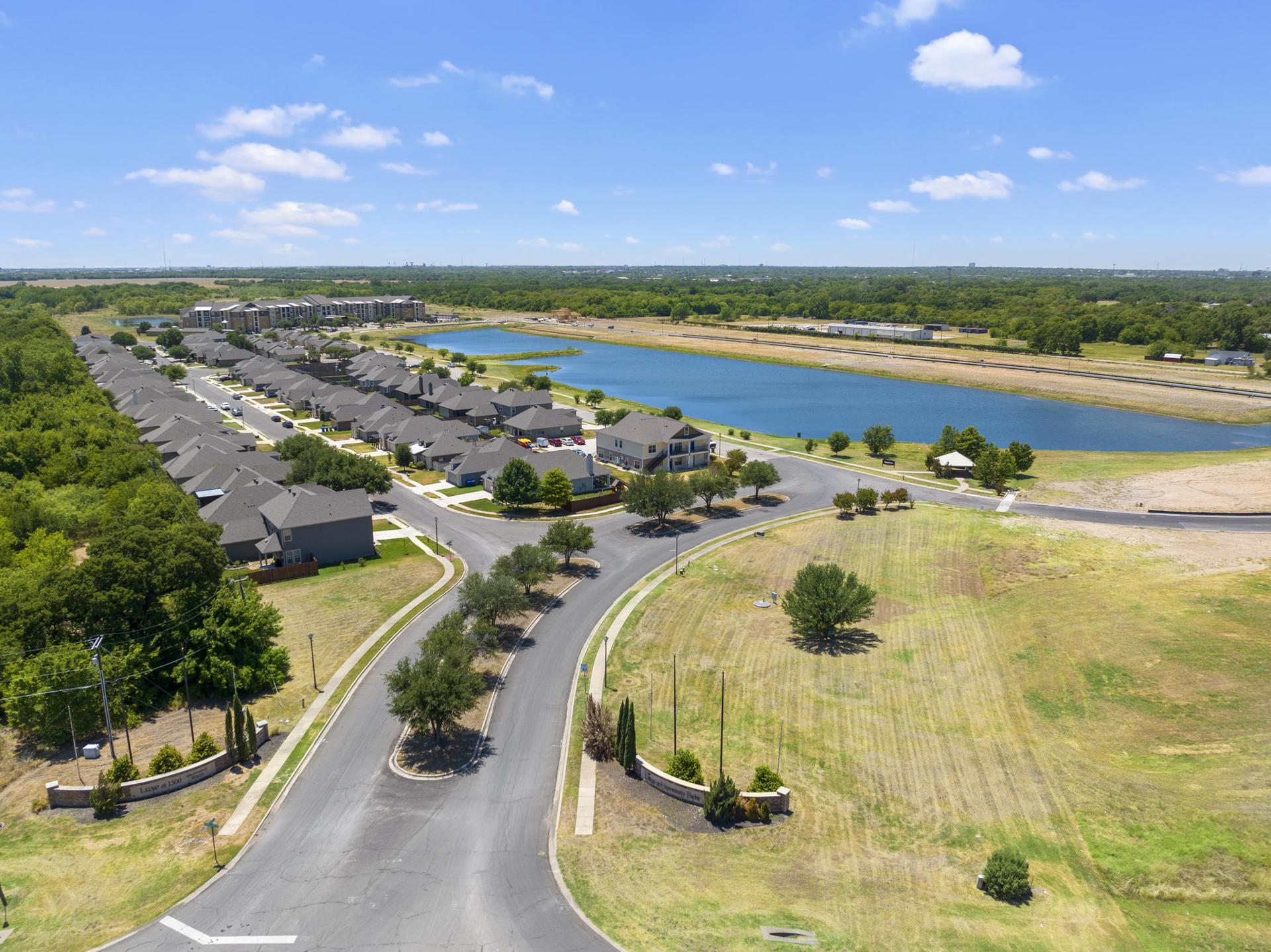 The Lakes at University Parks in Waco, TX
